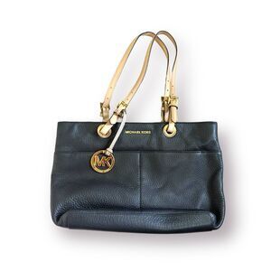 Michael Kors Jet Set Black Pebble Leather‎ Zip Tote Purse Large Shoulder Bag